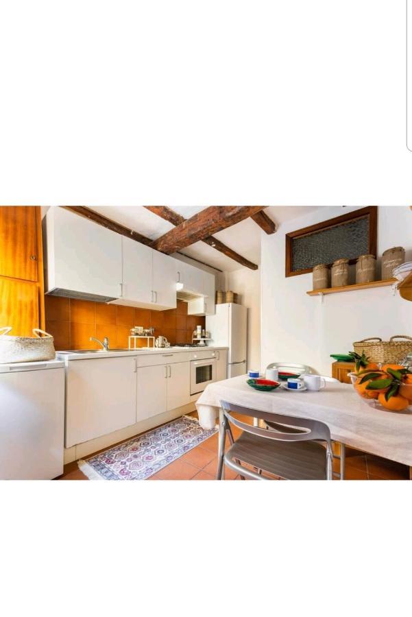 House On The Hills, 10 Minutes From City Center Bolonia Exterior foto